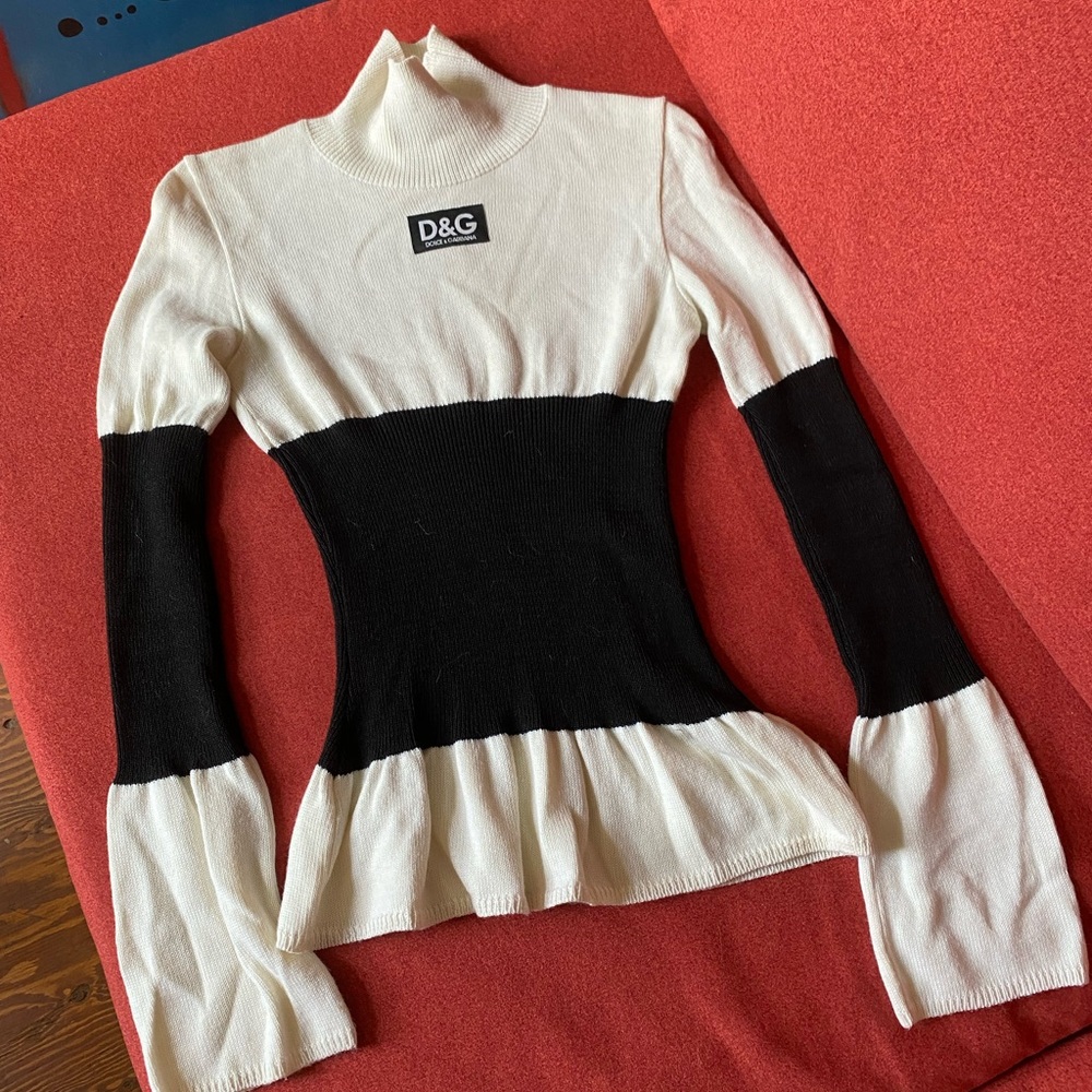 D&G Bell Sleeve Knit Sweater